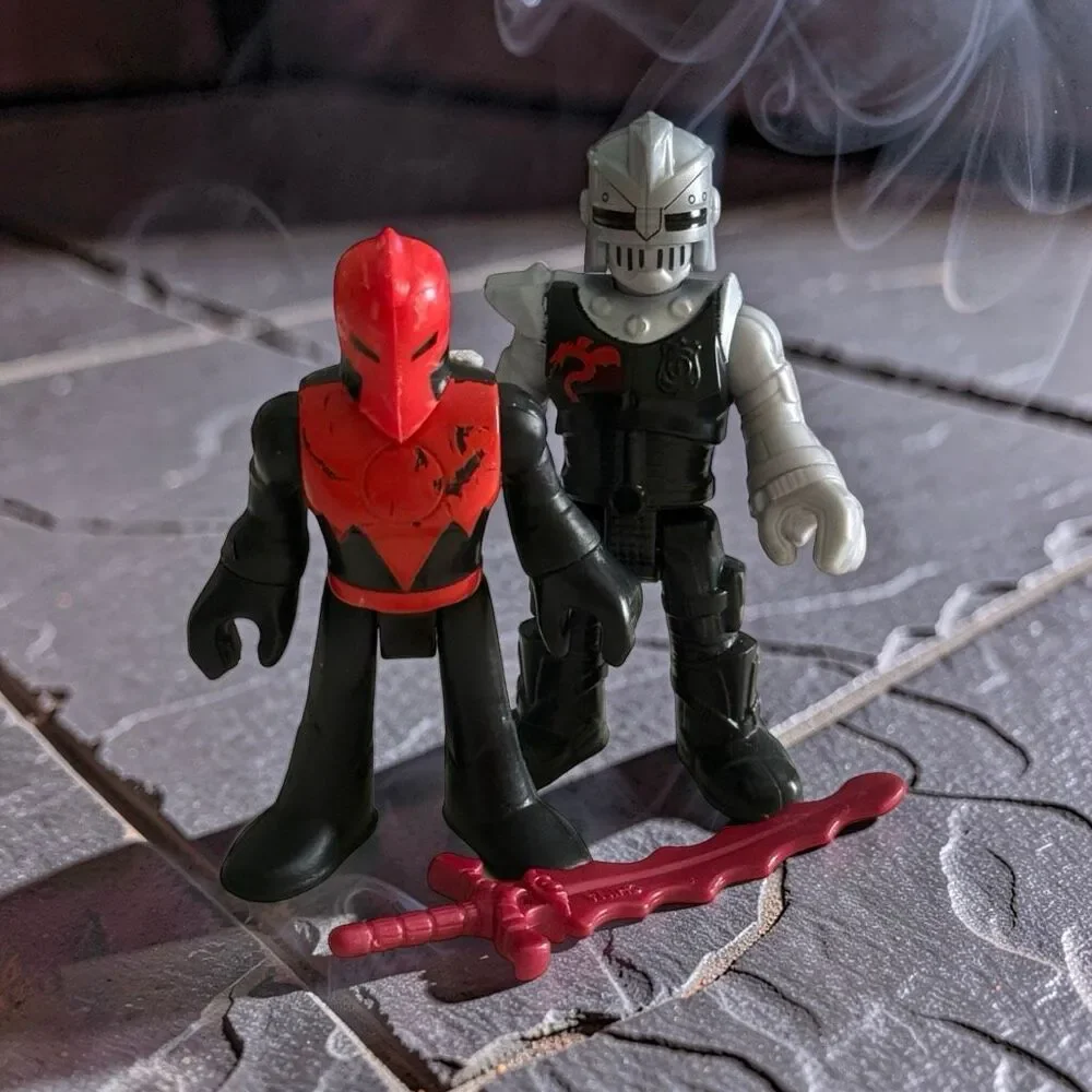 Imaginext Royal Dragon Crusader  Midevil + Helmievel Figures A21